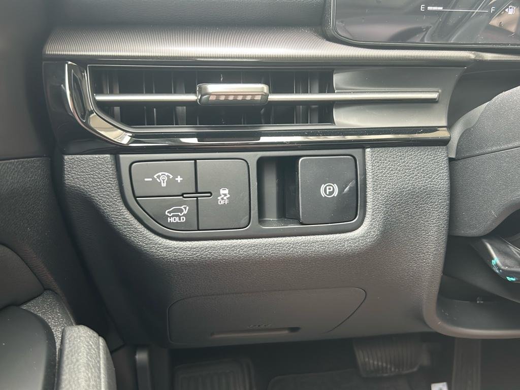 2026 Kia Sportage EX - Photo 28