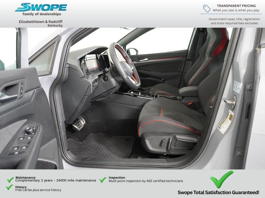 Used 2025 Moonstone Gray Volkswagen SE image 17