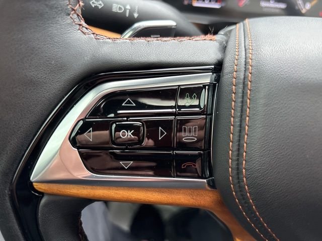 Used 2023 White Jeep Summit Reserve image 20