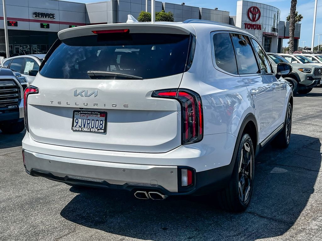 Used 2024 White Kia EX image 6