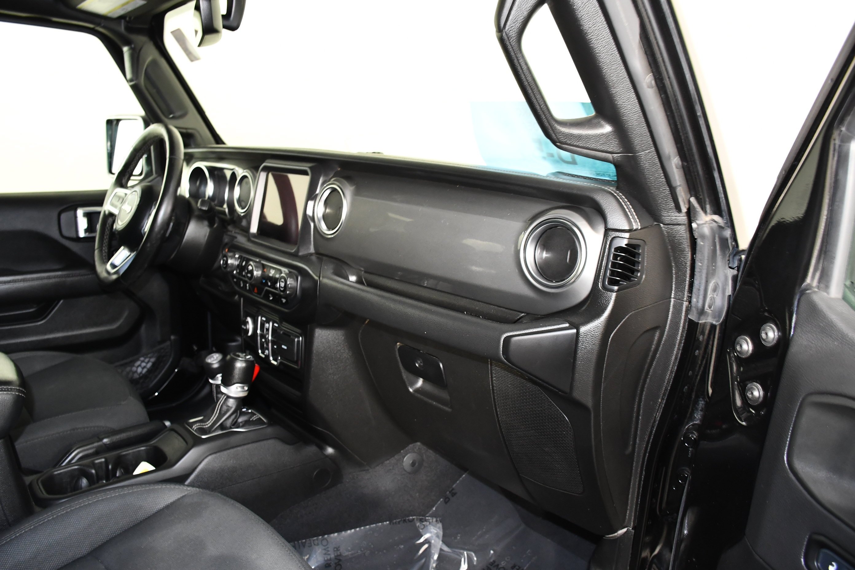 Used 2021 Black Clearcoat Jeep Unlimited Sahara image 40