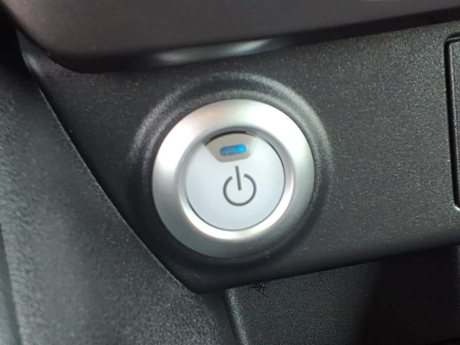 Used 2023 Glacier White Nissan S image 18