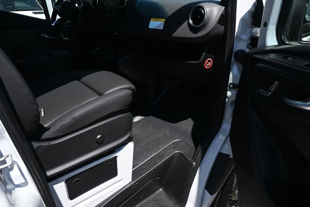 New 2026 Arctic White Mercedes-Benz Cargo 170 WB image 19