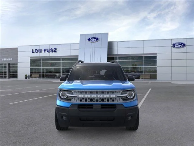 New 2025 Velocity Blue Metallic Ford Outer Banks image 31