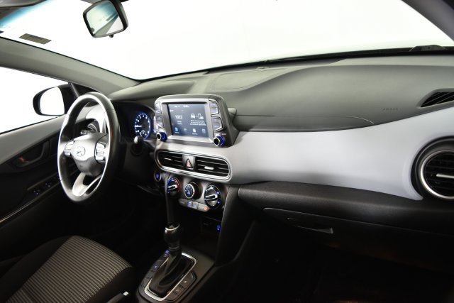 Used 2018 Black Hyundai SEL image 31