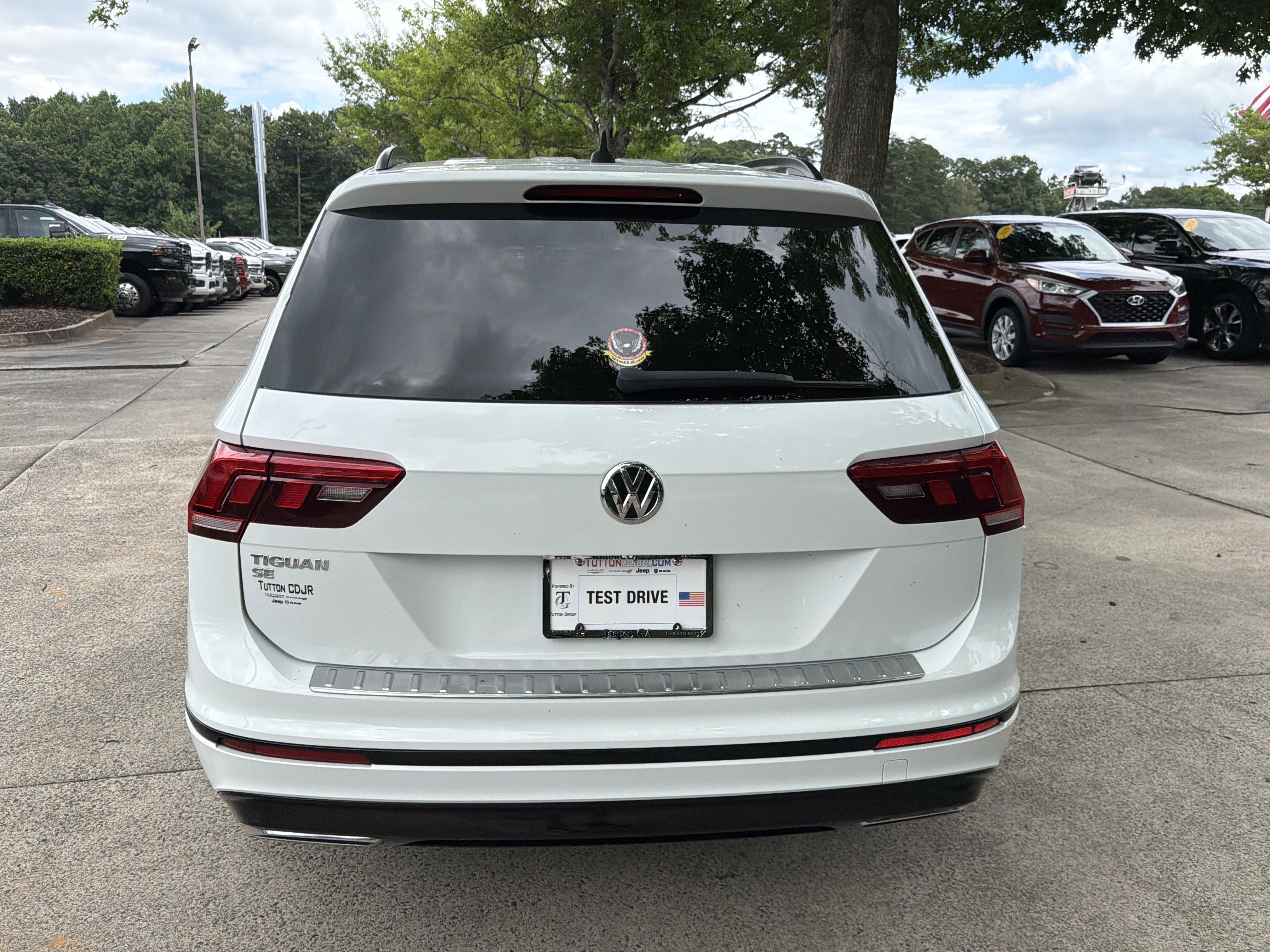 Used 2021 Pure White Volkswagen SE R-Line Black image 6