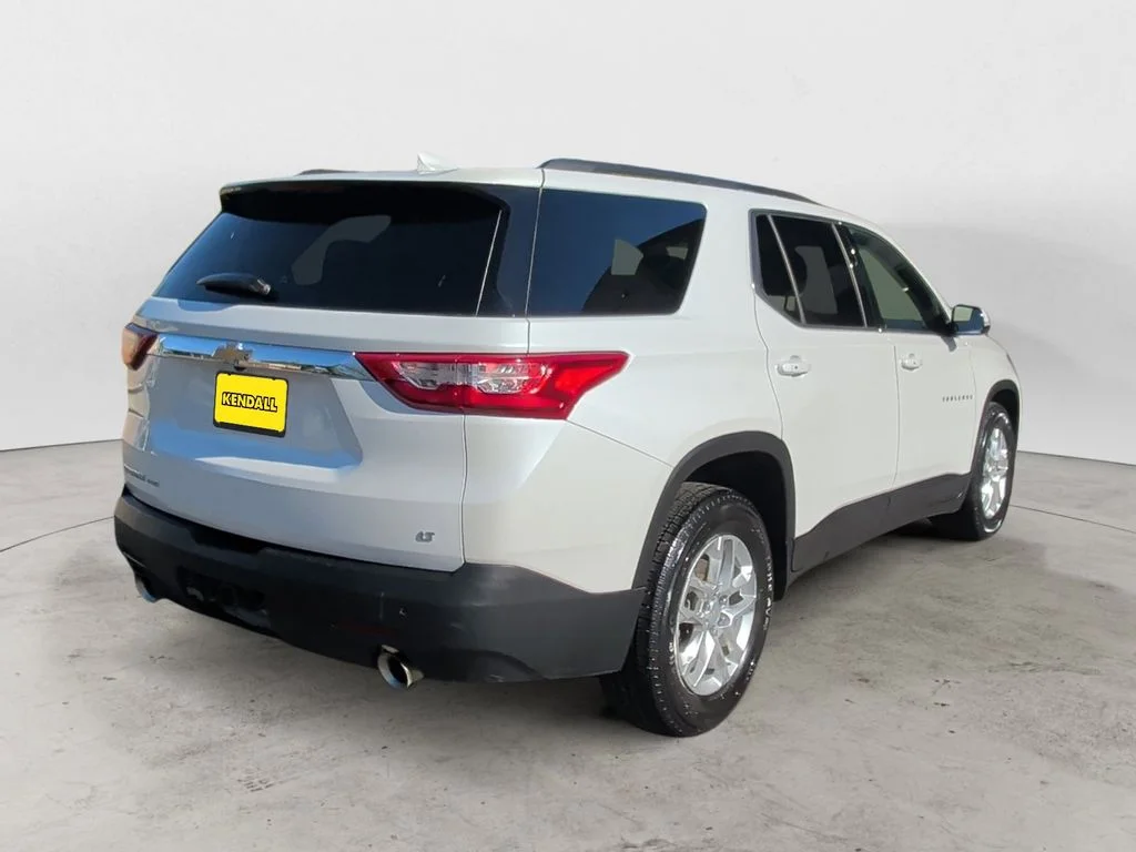 Used 2019 Beige Chevrolet 3LT image 5
