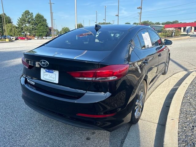 Used 2018 Phantom Black Hyundai SEL image 8