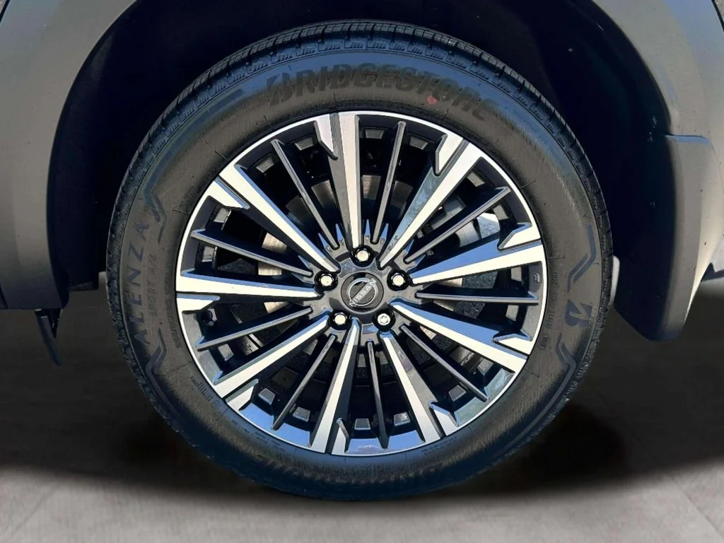 New 2026 Super Black Nissan Platinum image 11