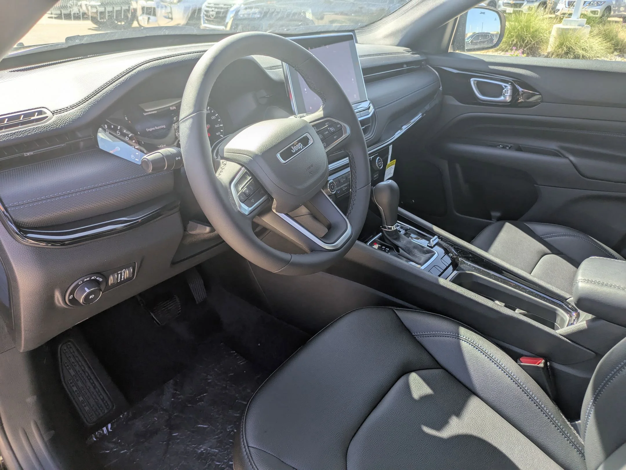 2025 Jeep Compass Limited - Photo 9