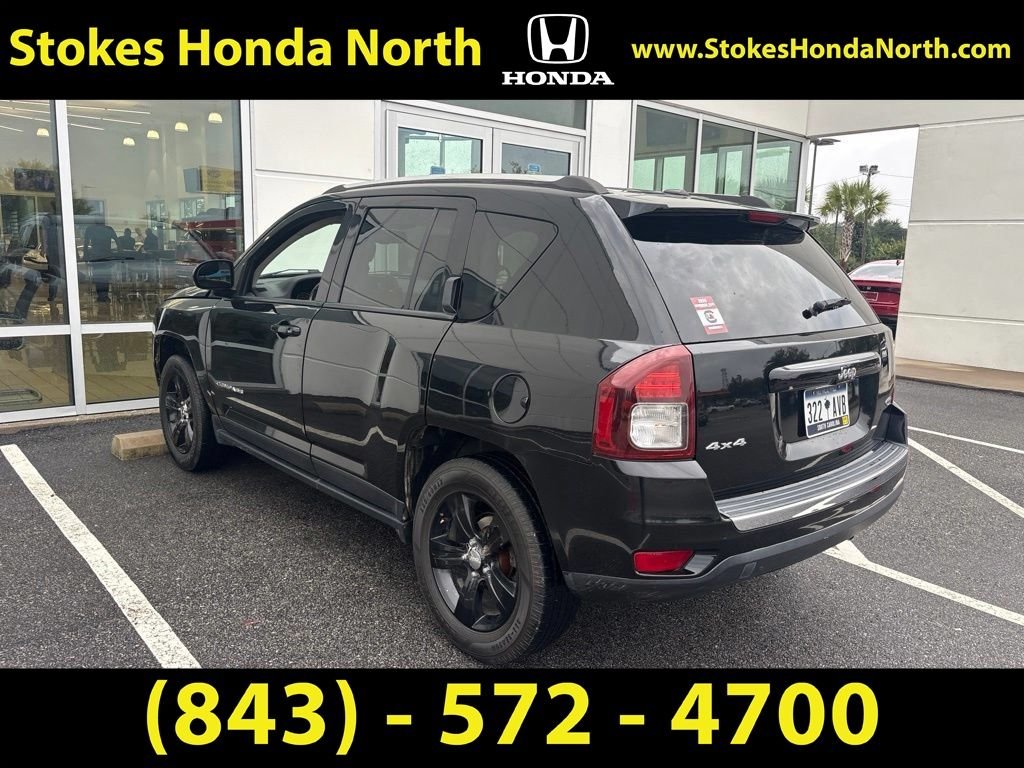 Used 2017 Black Jeep Latitude image 5