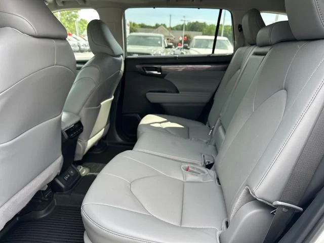 Used 2026 Beige Toyota Limited image 13