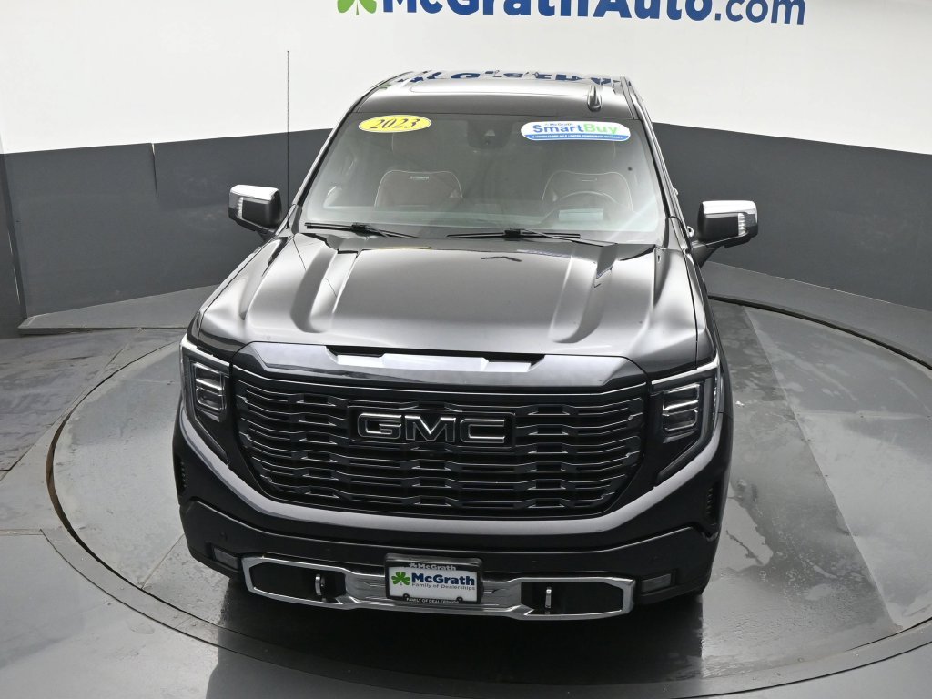 Used 2023 Silver GMC Denali Ultimate image 29