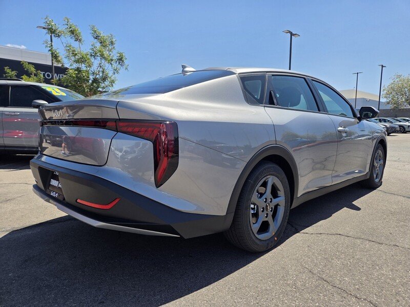 New 2026 Steel Gray Kia LXS image 3
