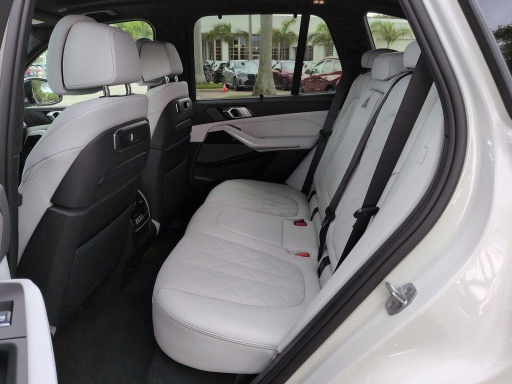New 2026 Mineral White Metallic BMW xDrive50e image 14