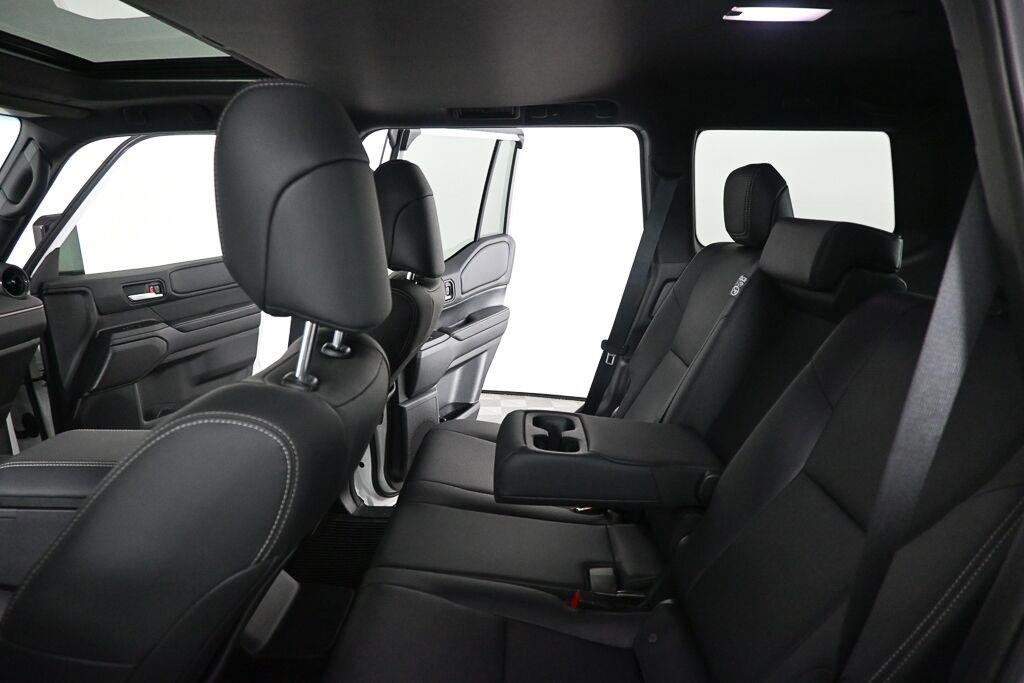 Used 2027 Ice Cap Toyota BASE image 17