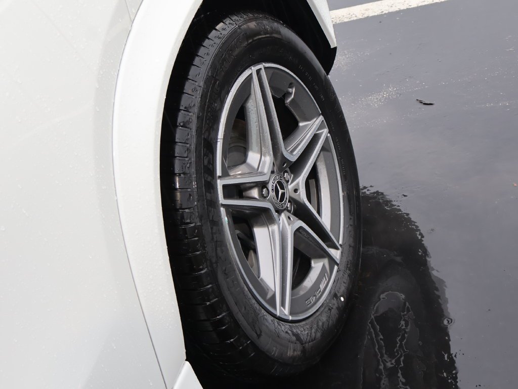 New 2026 Polar White Mercedes-Benz GLE 350 image 39