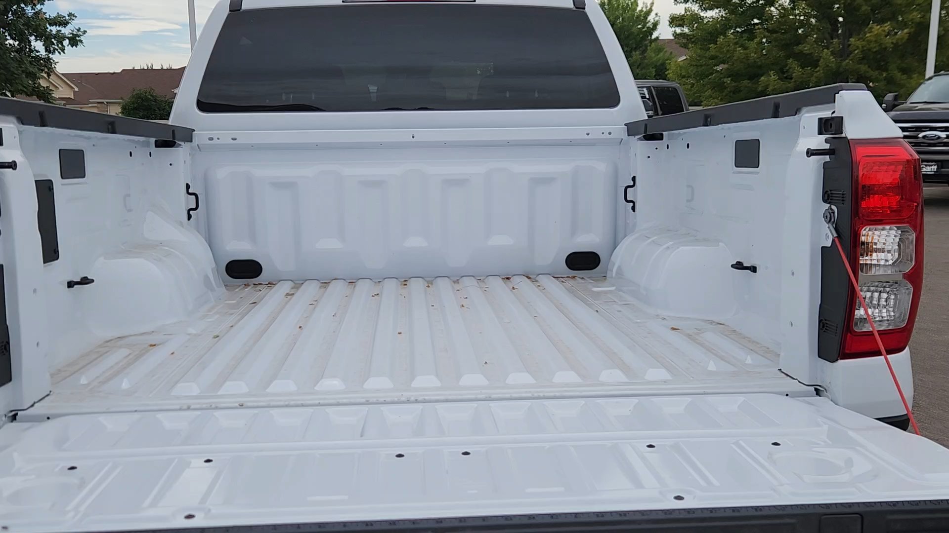 New 2026 Oxford White Ford XL image 40