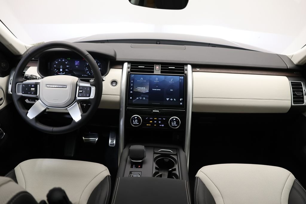 New 2026 Varesine Blue Land Rover Dynamic SE image 16
