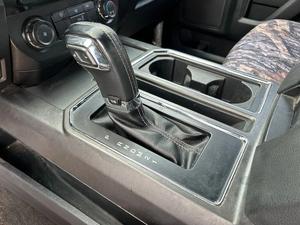 Used 2015 Gray Ford XLT image 18