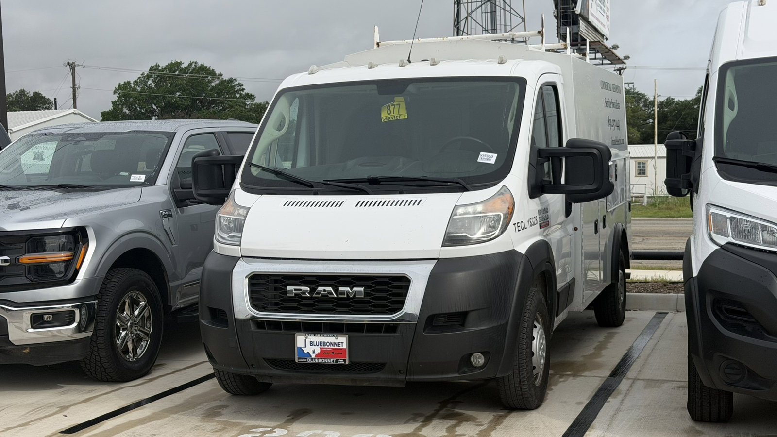 Used 2019 Bright White Clearcoat Ram Low Roof image 11