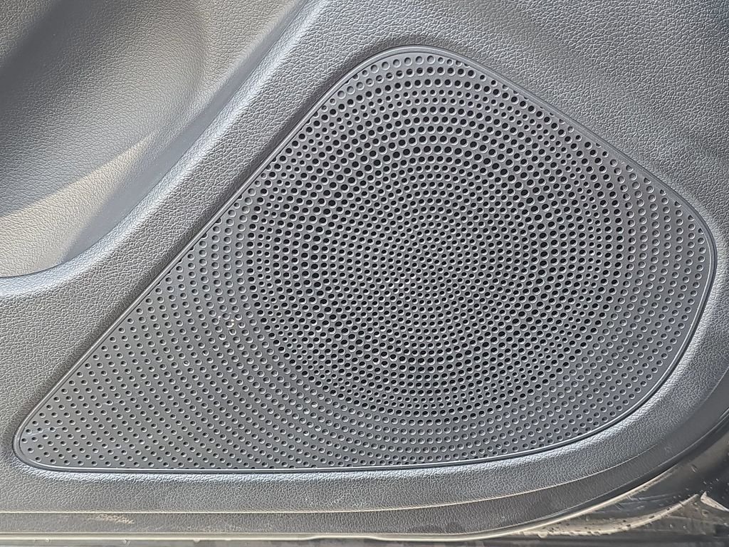 2025 GENESIS G70 Standard - Photo 20