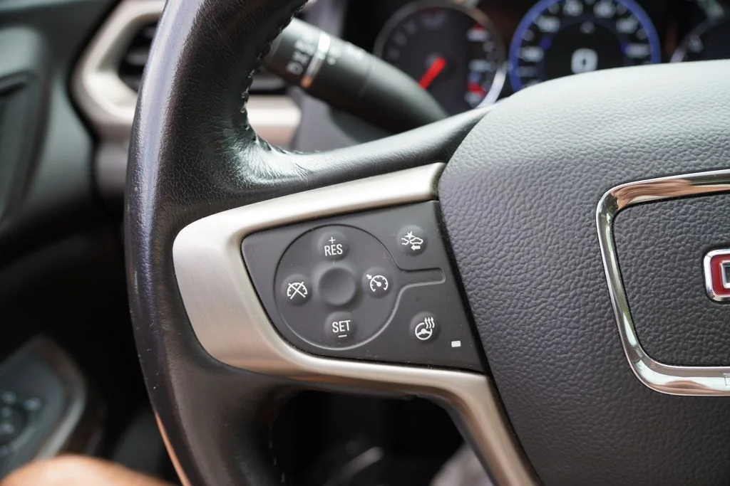 2022 GMC Acadia Denali - Photo 38