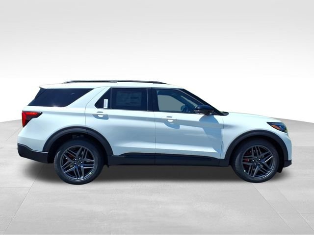 New 2026 Star White Metallic Tri-Coat Ford ST image 13