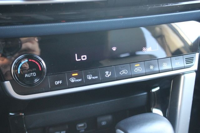 Used 2023 White Kia S image 8