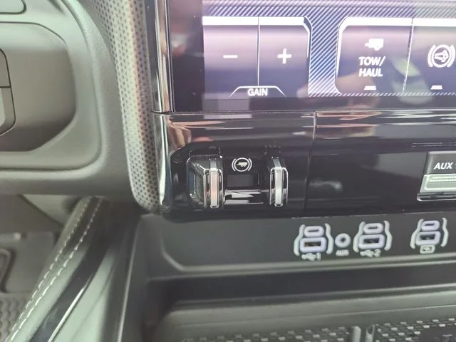 2025 RAM 2500 Limited - Photo 19