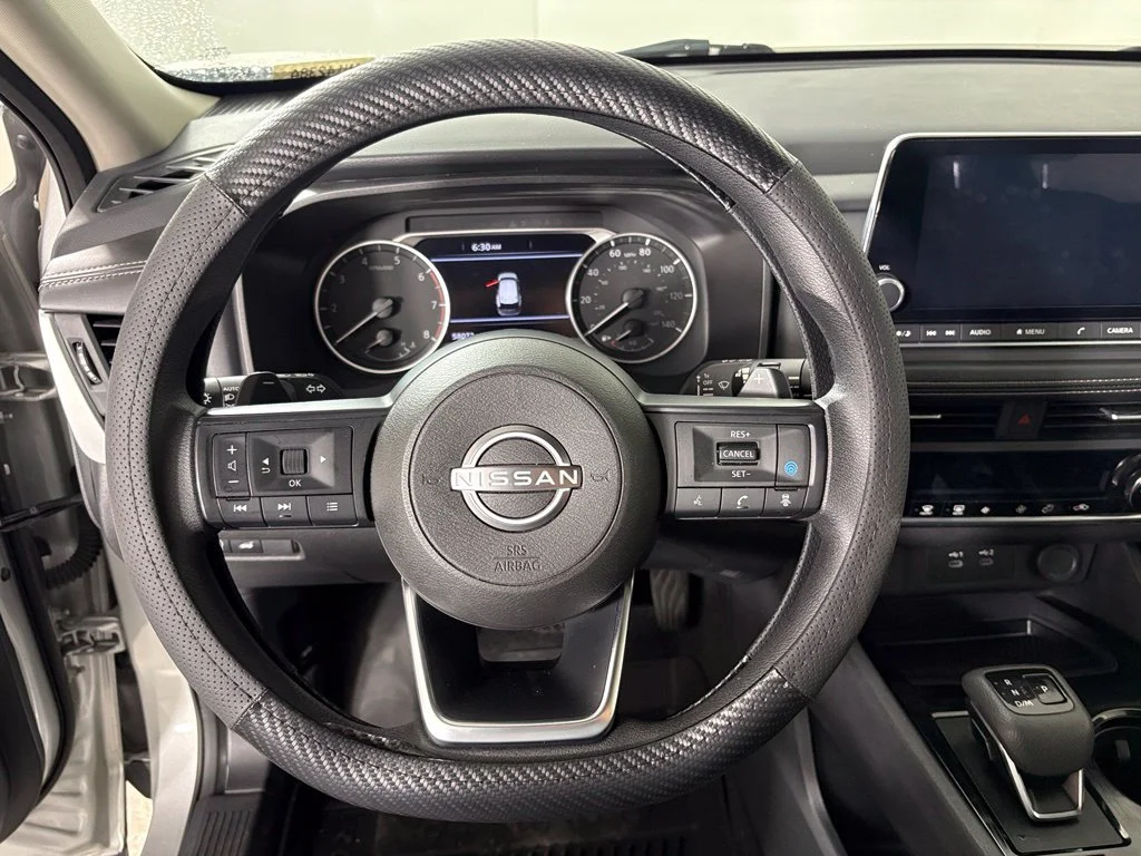Used 2024 Silver Nissan SV image 23