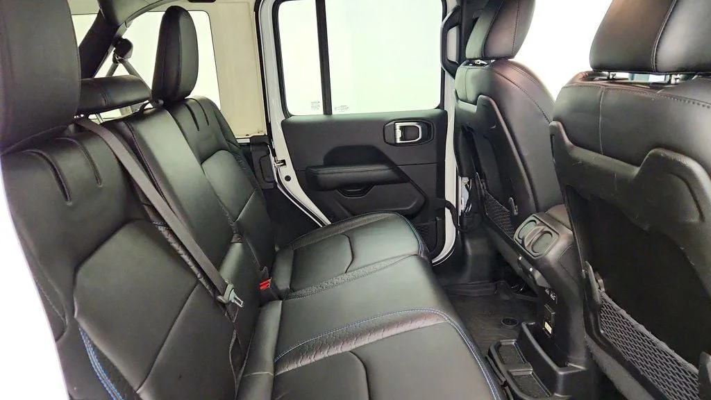 Used 2024 Bright White Clearcoat Jeep High Altitude 4x4 image 25
