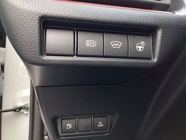 New 2026 Wind Chill Pearl <sup>1</sup> Toyota  XSE image 25