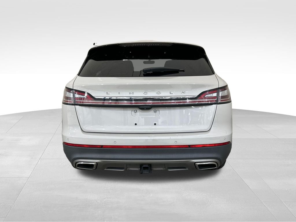 Used 2022 White Lincoln Reserve image 4