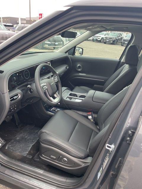 New 2026 Gray Hyundai SEL Premium 7P image 11