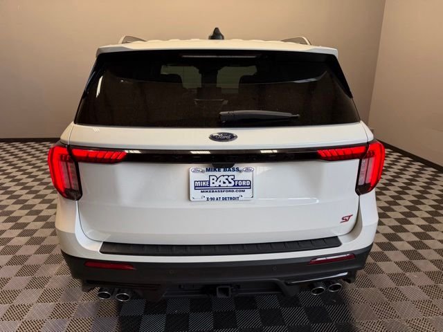 Used 2025 Star White Ford ST image 11