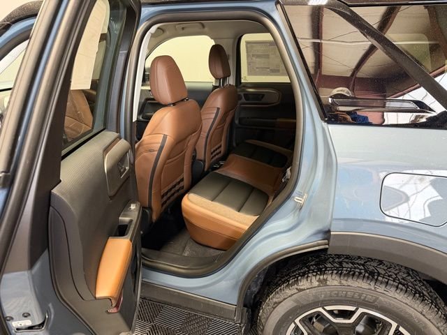 New 2026 Azure Gray Metallic Tri-Coat Ford Outer Banks® image 17