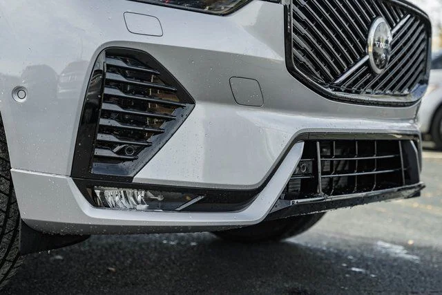 New 2026 Aurora Silver Volvo Plus image 14