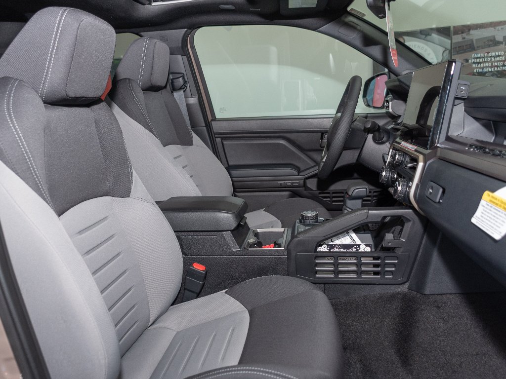 2026 Toyota Tacoma TRD Off Road - Photo 25