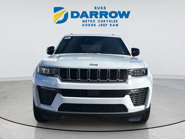 New 2026 Bright White Clear-Coat Exterior Paint Jeep Limited image 8