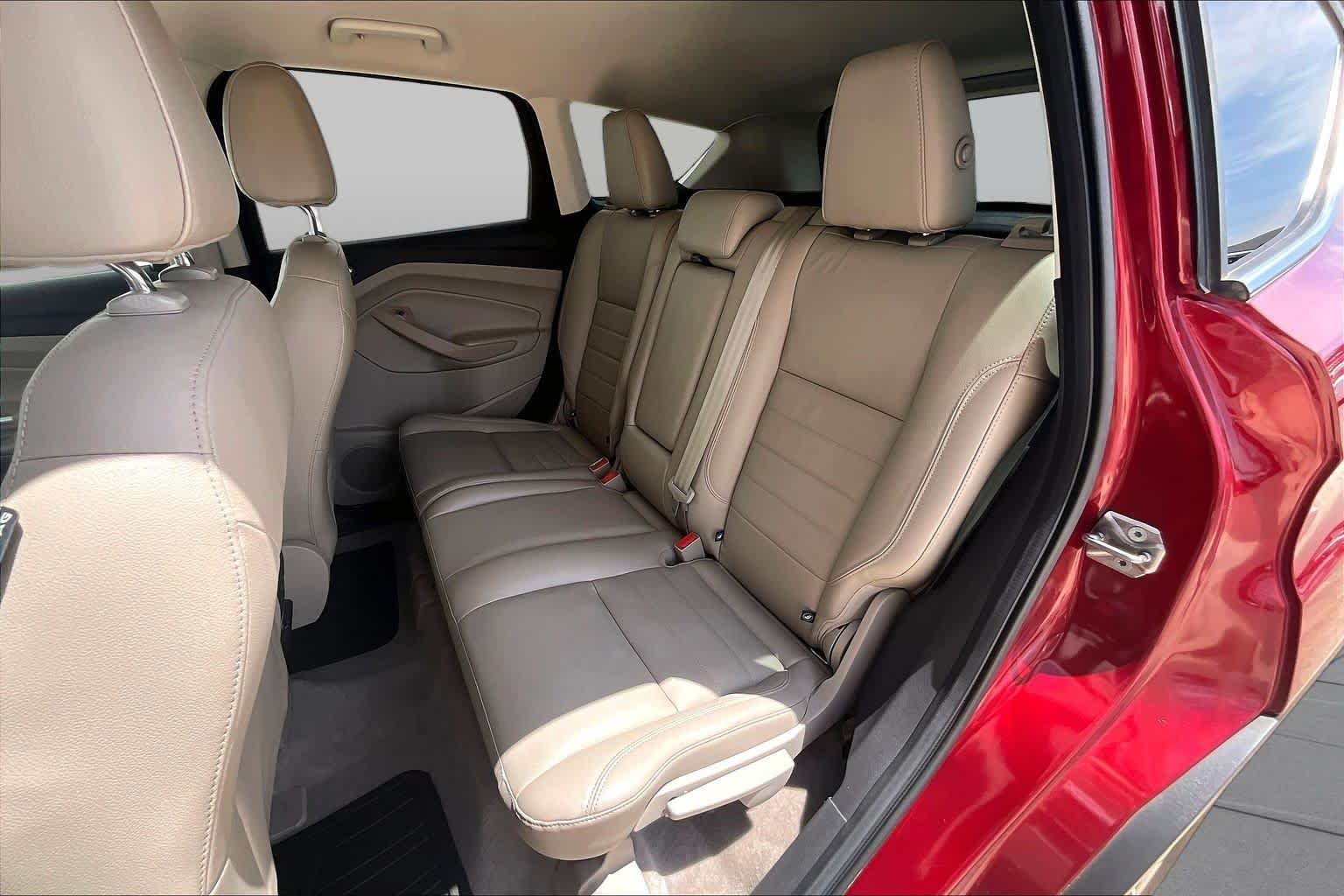 Used 2013 Ruby Red Ford SEL image 21