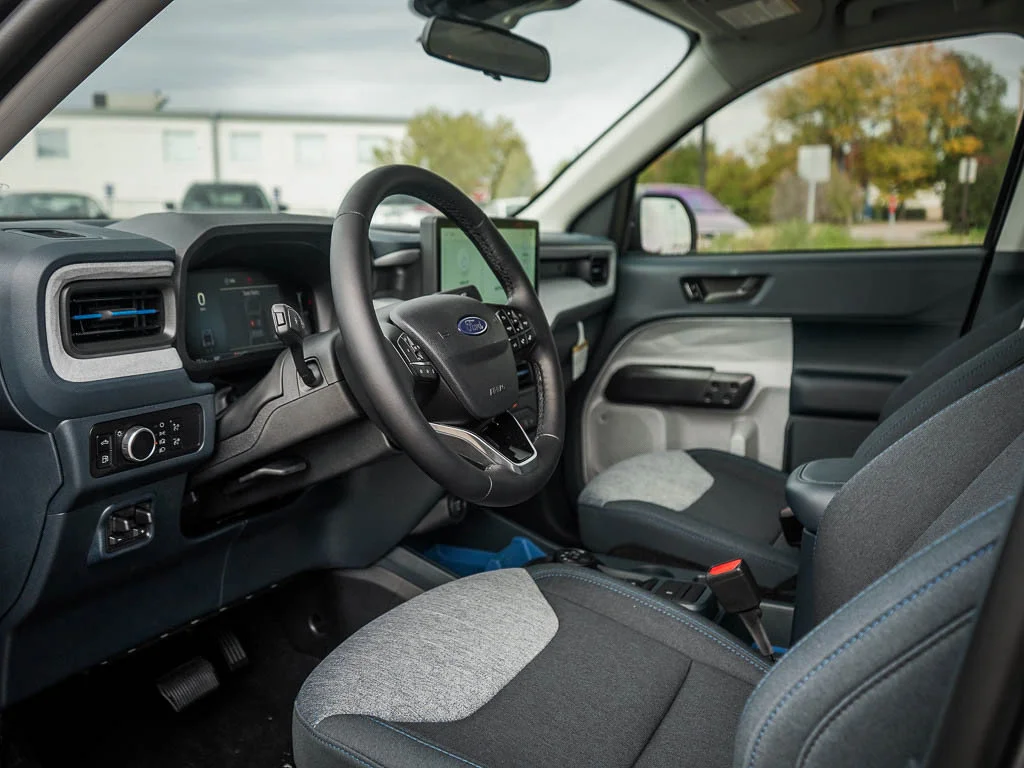 New 2026 Space White Metallic Ford XLT image 15