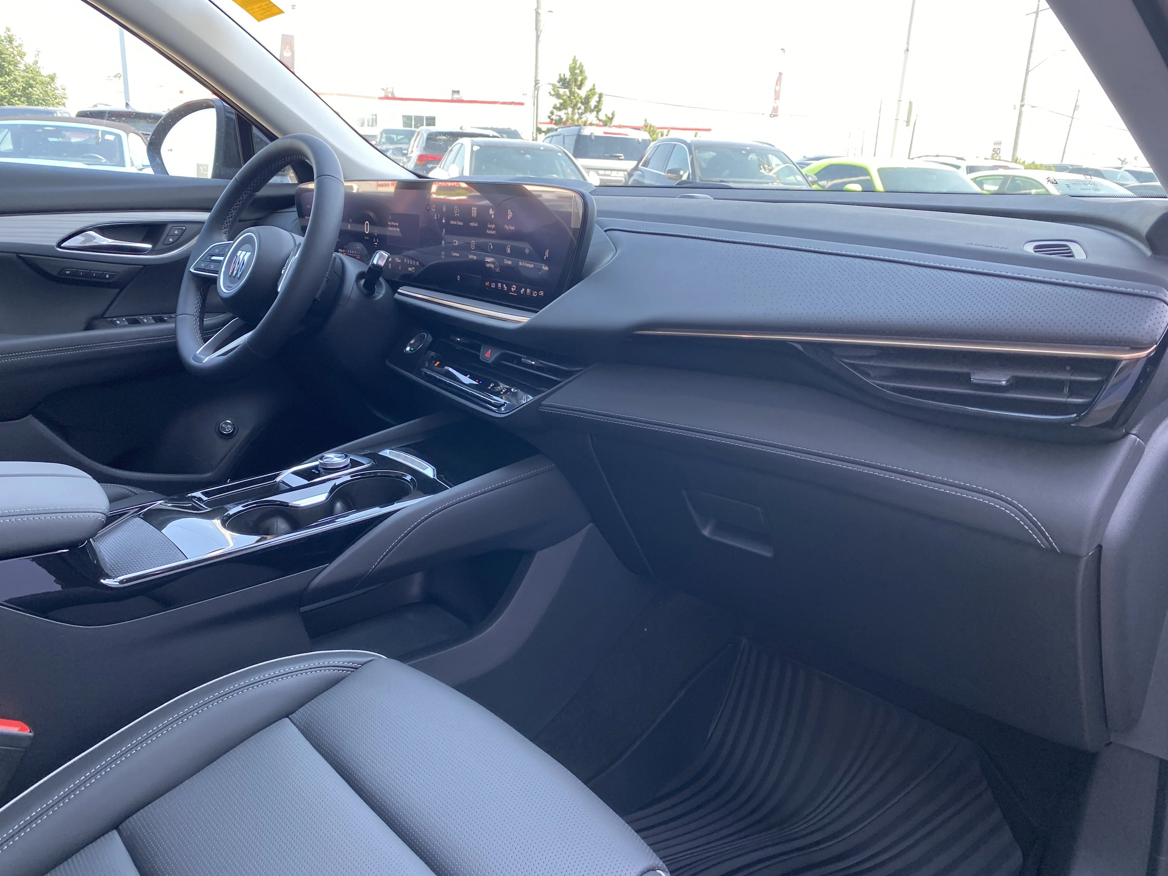 New 2026 EBONY TWILIGHT METALLIC Buick Avenir image 30