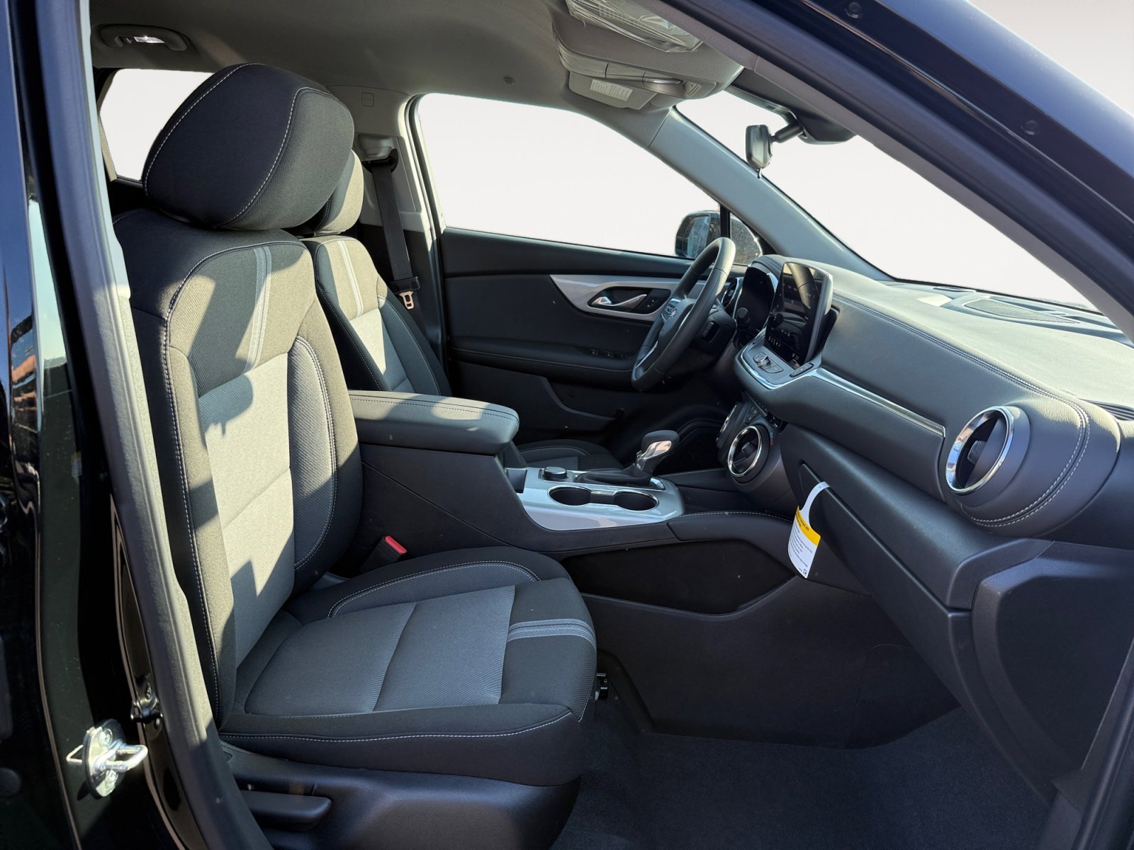 2025 Chevrolet Blazer 2LT - Photo 19