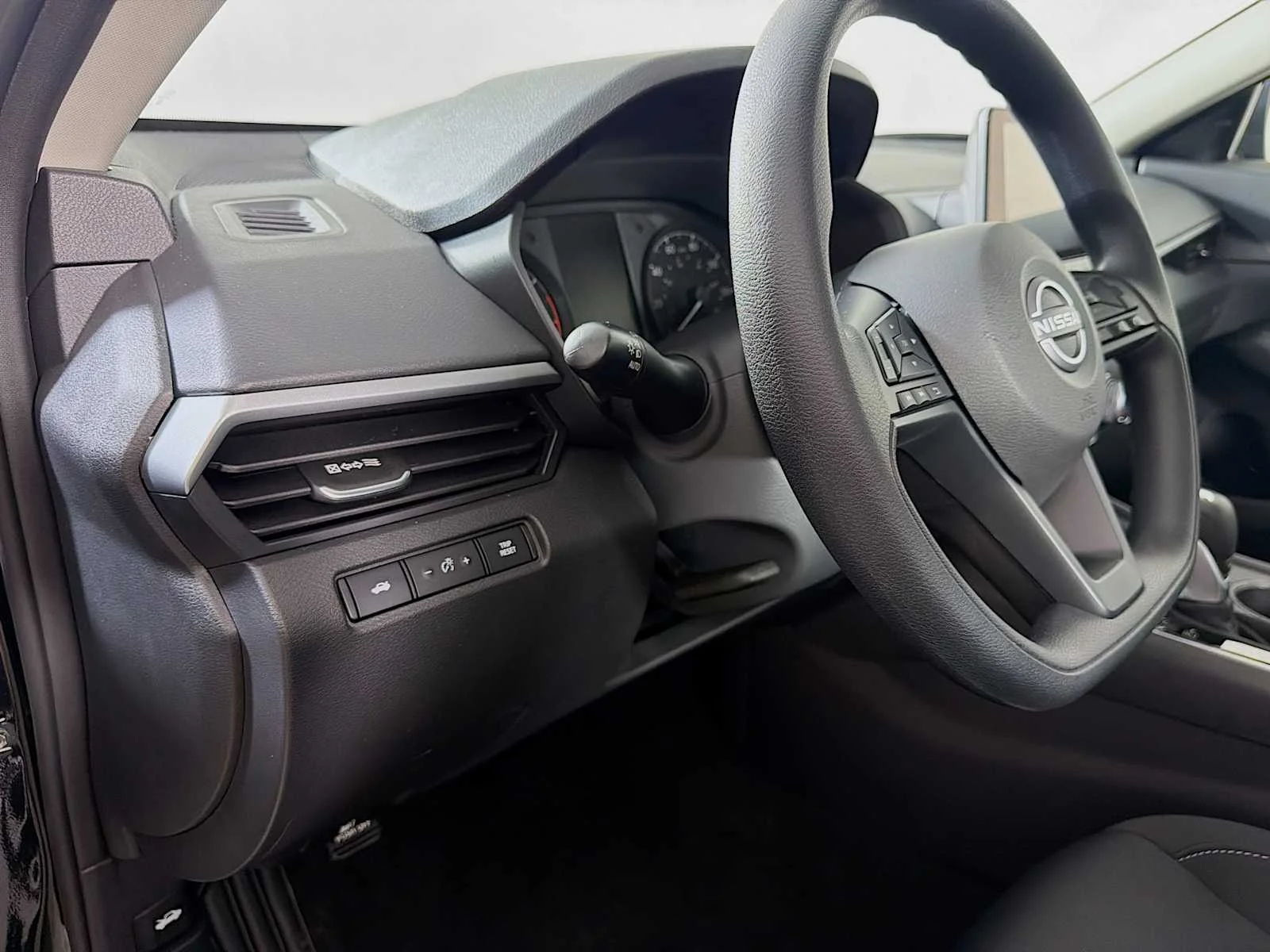 Certified Used 2025 Super Black Nissan S image 8
