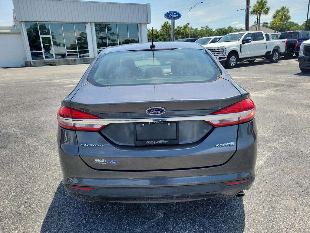 Used 2018 Magnetic Ford S image 10