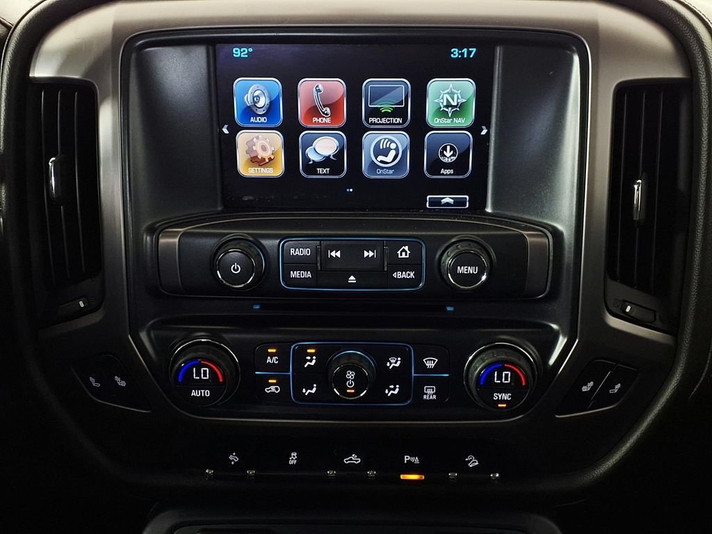Used 2017 PEPPERDUST METALLIC GMC SLT image 22