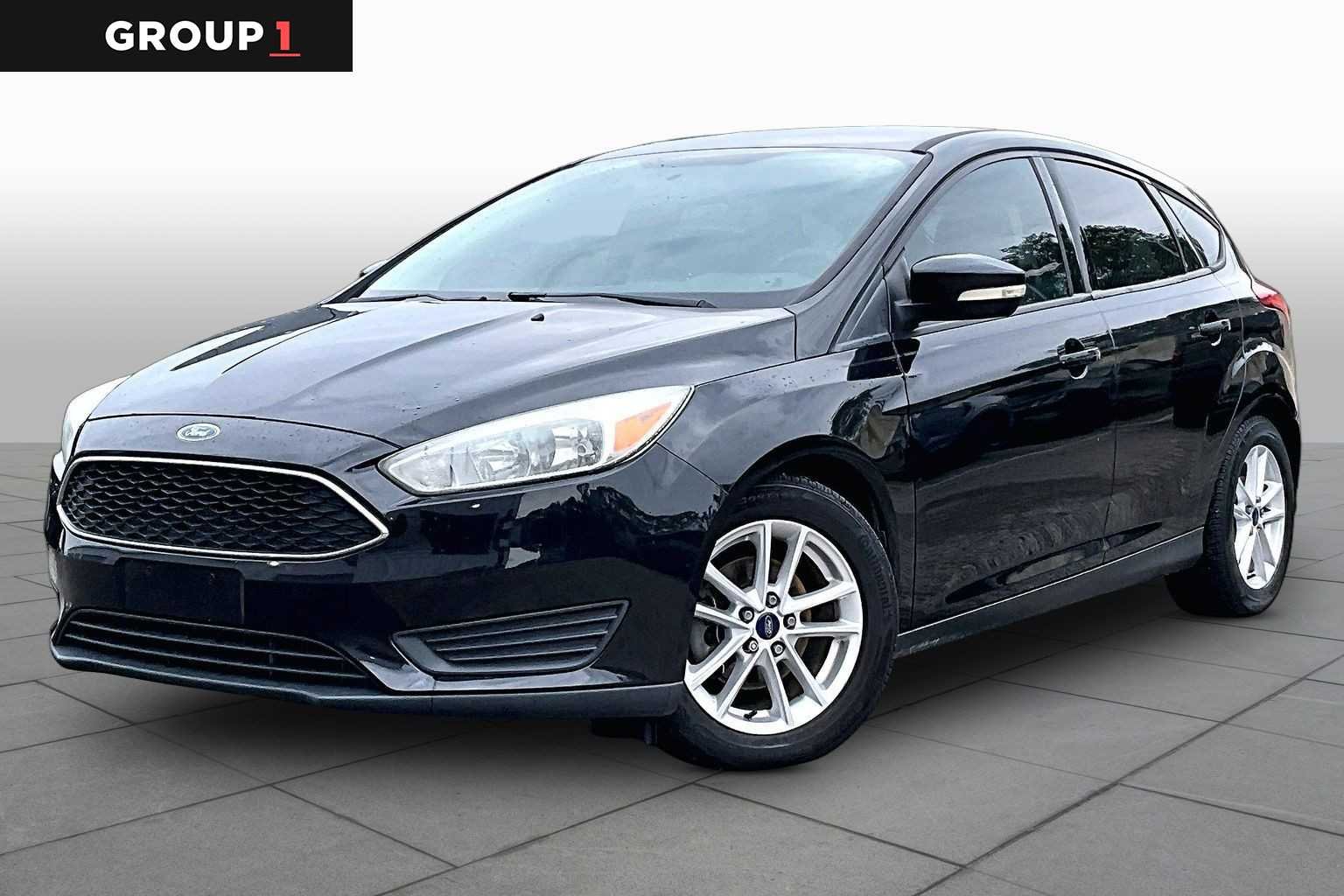 2015 Ford Focus 5 Door Hatch SE's photo