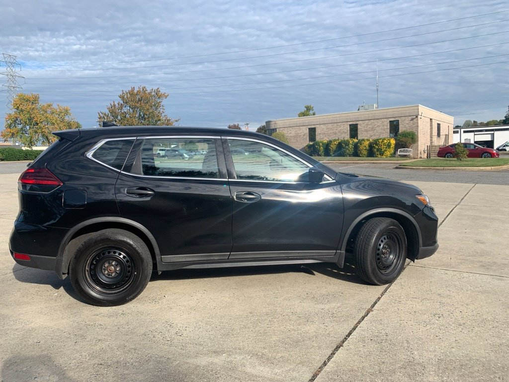 Used 2018 Black Nissan S image 14