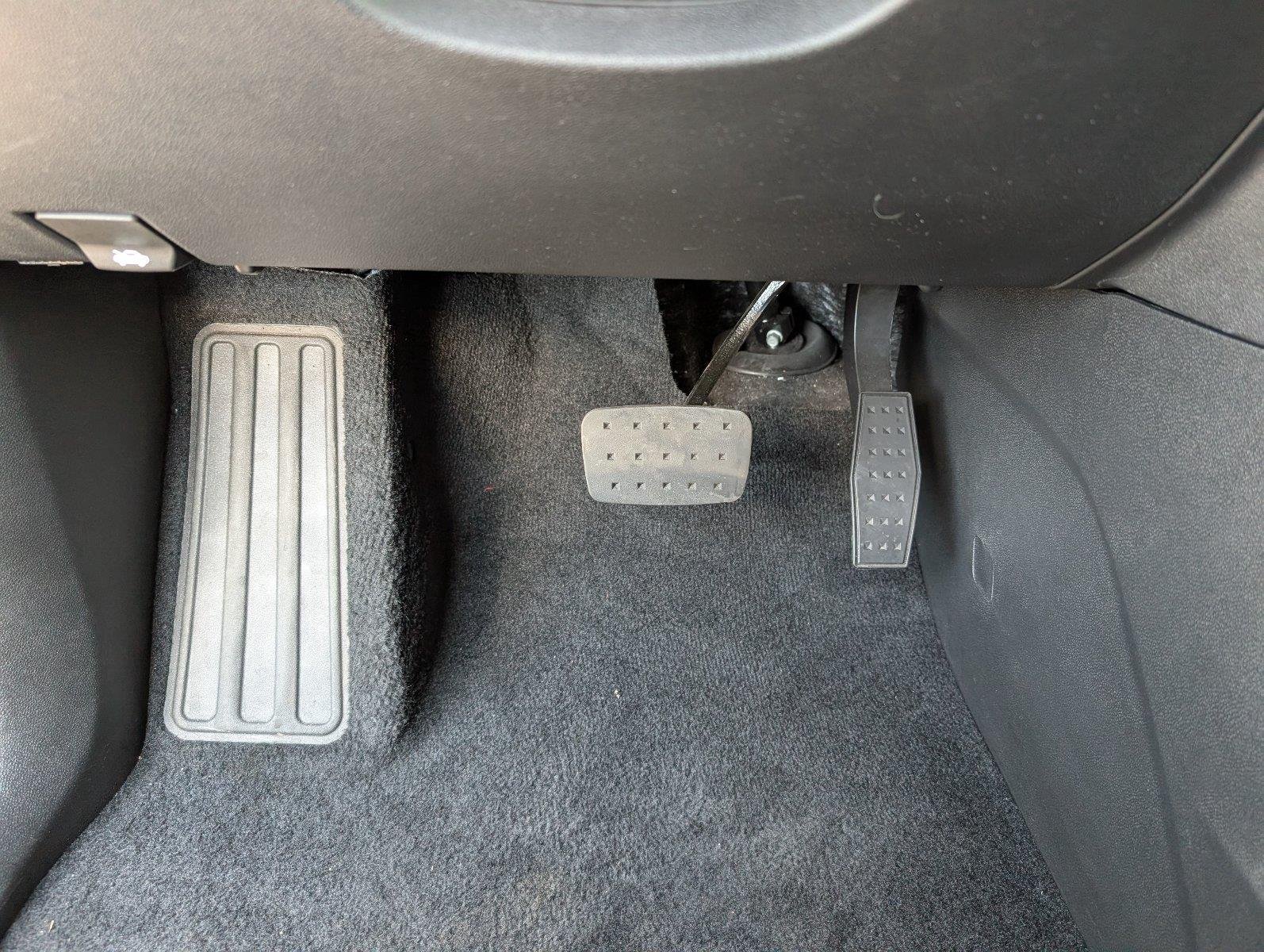Used 2026 Sterling Gray Metallic Chevrolet LT image 29